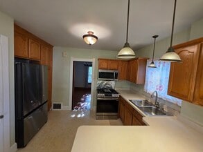 4144 Commonwealth Ave in Toledo, OH - Building Photo - Building Photo