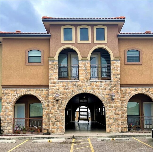 property at 2705 Mimosa St