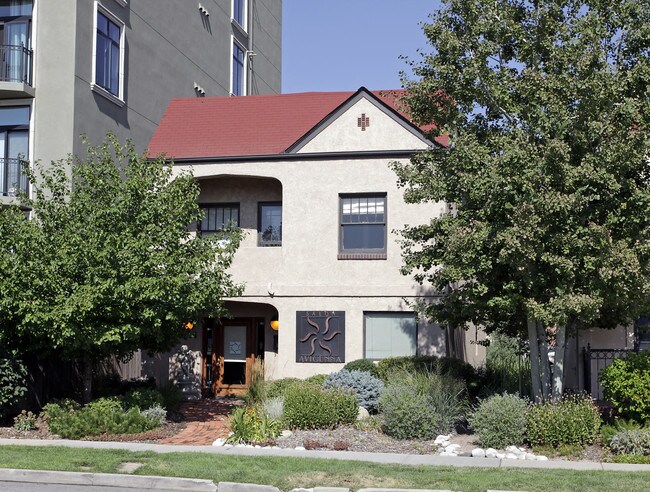 1763 Central St in Denver, CO - Building Photo - Building Photo