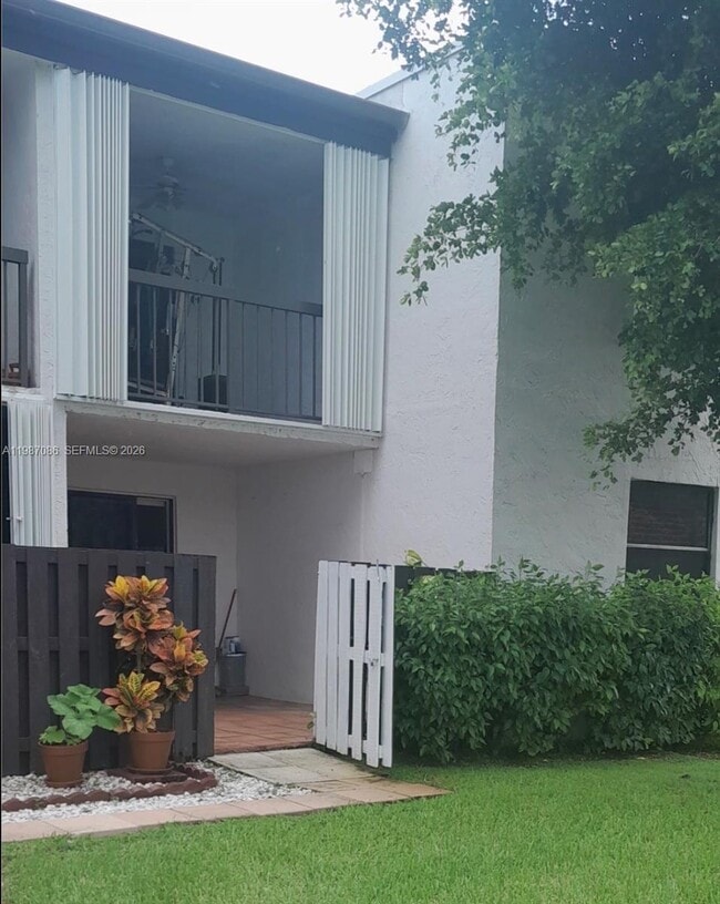 9437 Fontainebleau Blvd