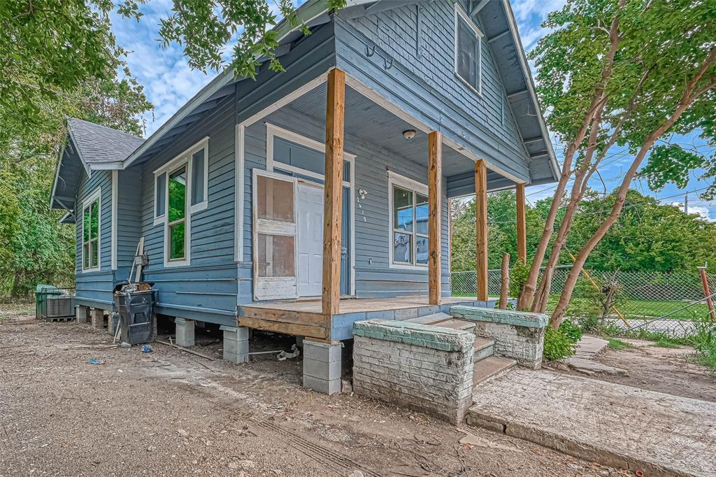 2419 Tuam St in Houston, TX - Building Photo