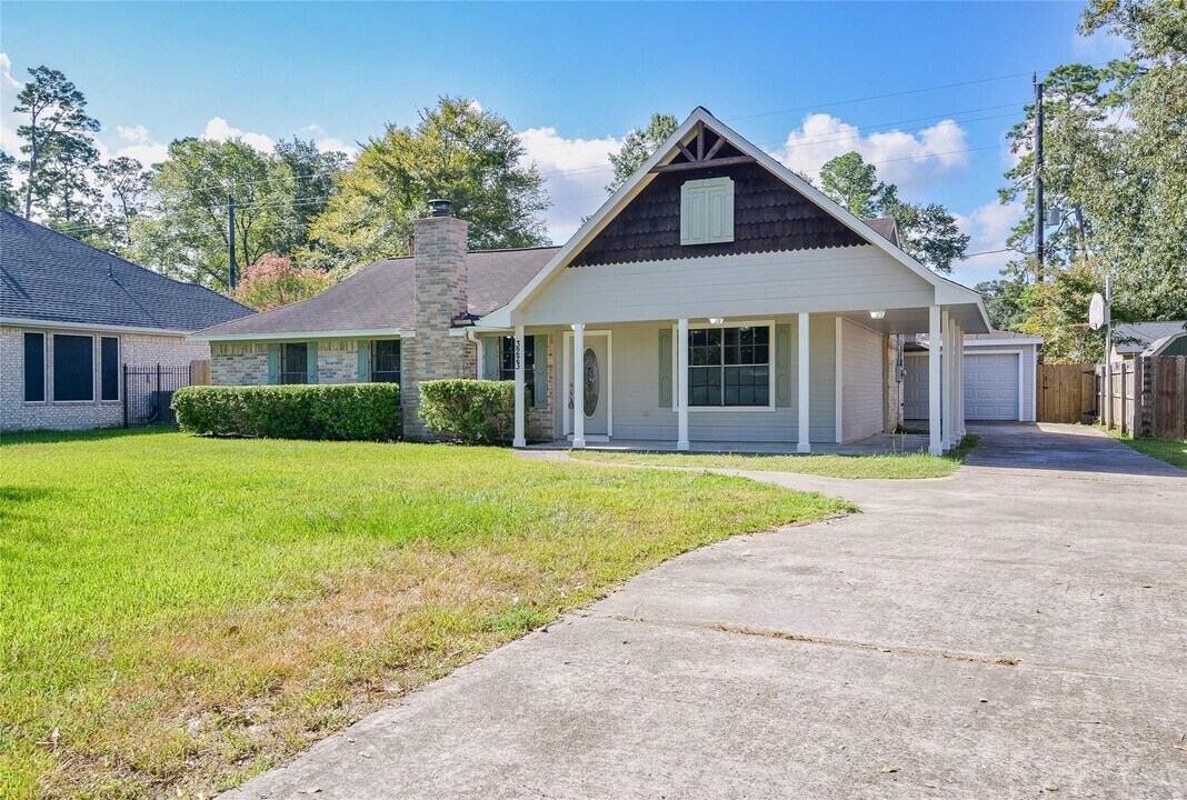 3223 Deep Anchor Way in Crosby, TX - Building Photo