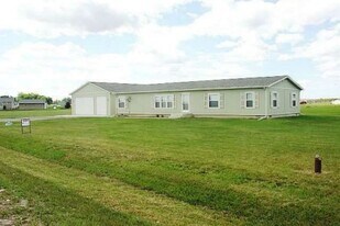 3831 Plains Dr in Shepherd, MT - Building Photo