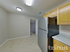 10506 Dodd Rd in Jacksonville, FL - Foto de edificio - Building Photo