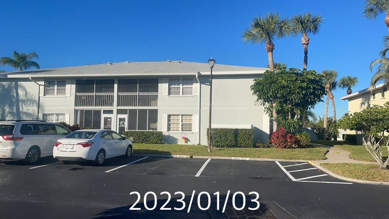 909 Sonesta Ave NE in Palm Bay, FL - Building Photo