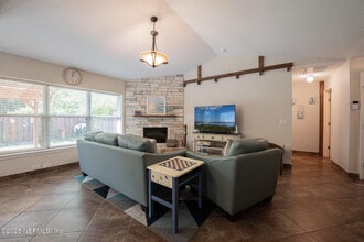 13544 Crashaw Rd in Jacksonville, FL - Building Photo - Building Photo