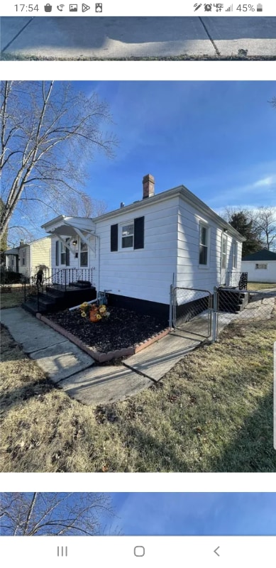 1212 Taylor St in Rockford, IL - Foto de edificio - Building Photo