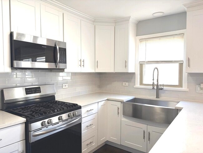 8222 W Grand Ave in River Grove, IL - Building Photo - Building Photo