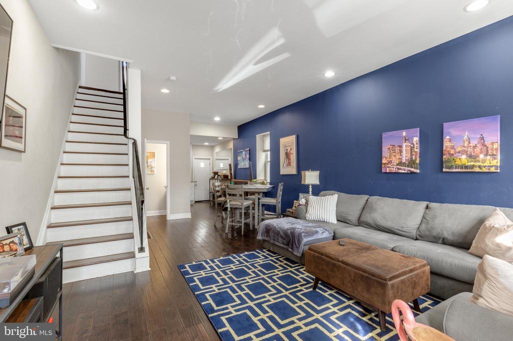 2652 Livingston St in Philadelphia, PA - Building Photo