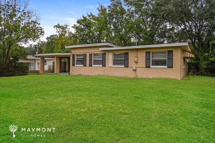 6316 Solandra Dr in Jacksonville, FL - Building Photo