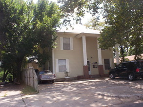 326 SW 38th St in Oklahoma City, OK - Building Photo - Building Photo