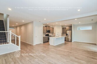 2907 S 373rd Pl in Federal Way, WA - Foto de edificio - Building Photo