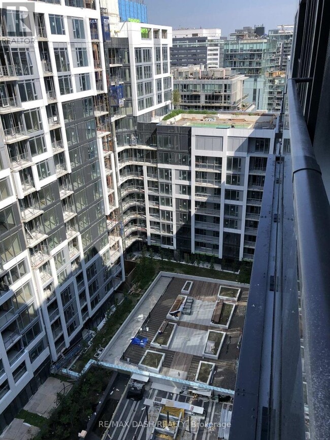 576 Front St W in Toronto, ON - Building Photo - Building Photo