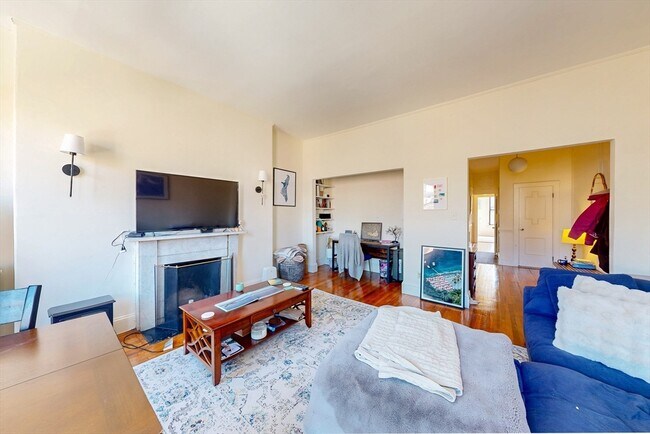231 Beacon St in Boston, MA - Building Photo - Building Photo