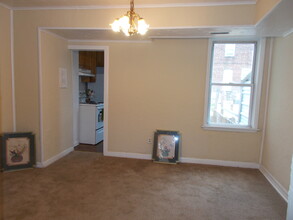 49 Talbott St in Baltimore, MD - Building Photo - Building Photo
