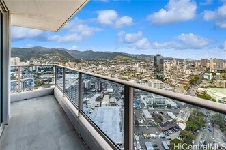 1631 Kapiolani Blvd in Honolulu, HI - Building Photo - Building Photo