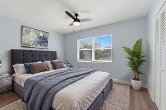 Apollo Landings in Titusville, FL - Foto de edificio - Building Photo