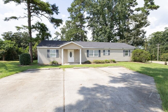 322 Ray Ave in Troy, AL - Building Photo - Building Photo