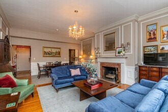 154 Beacon St, Unit A2 in Boston, MA - Foto de edificio - Building Photo