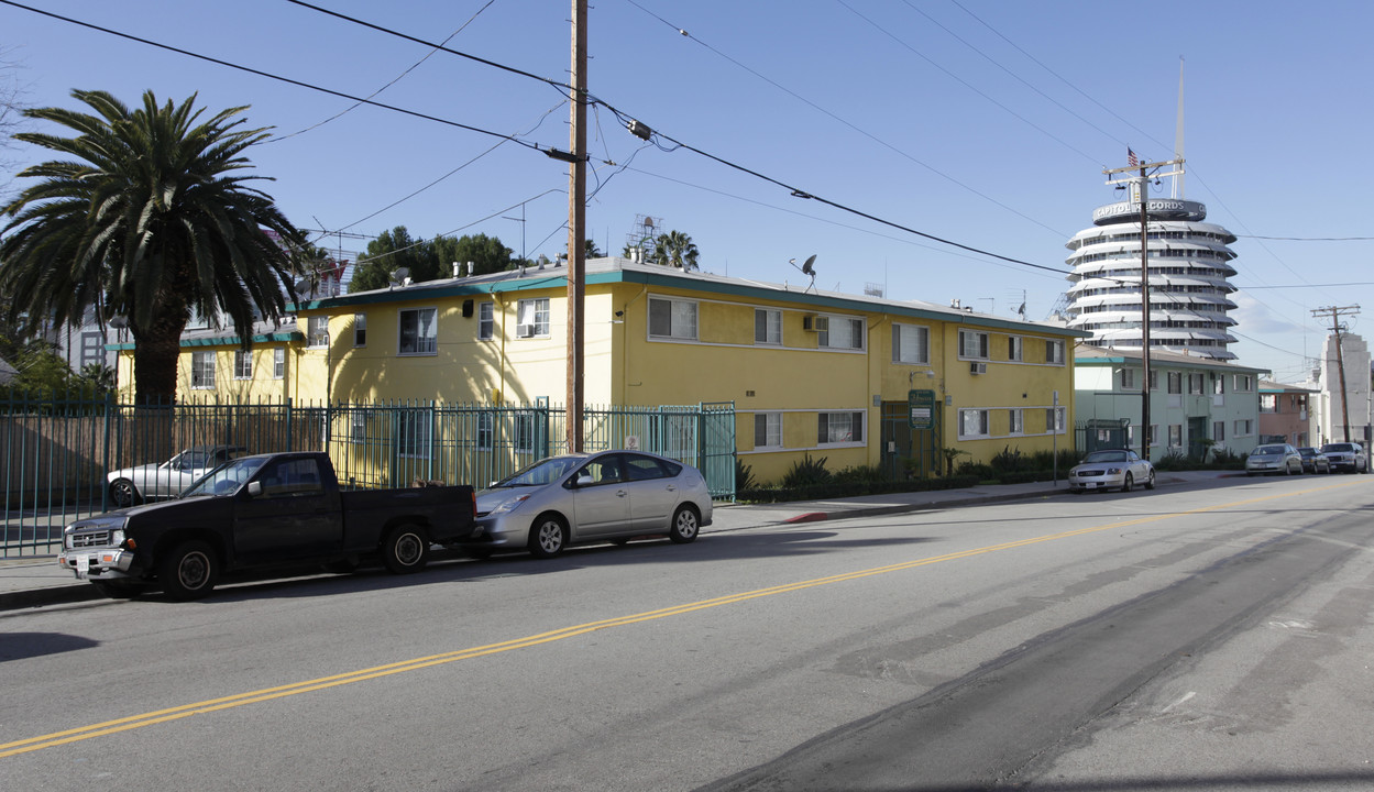 Yucca Argyle Apartments in Los Angeles, CA - Foto de edificio