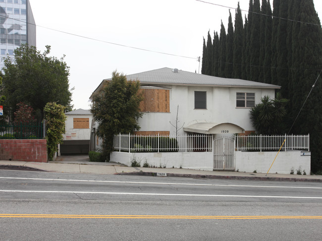 1018 N Doheny Dr in West Hollywood, CA - Building Photo - Building Photo