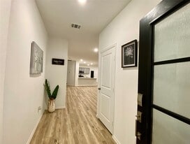 3724 Moss Hl Rd in Rosenberg, TX - Building Photo