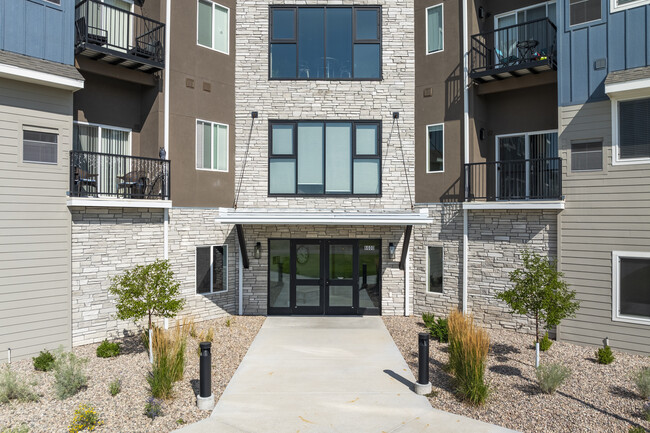 The Commons at Pointe Plaza in Cheyenne, WY - Building Photo - Building Photo