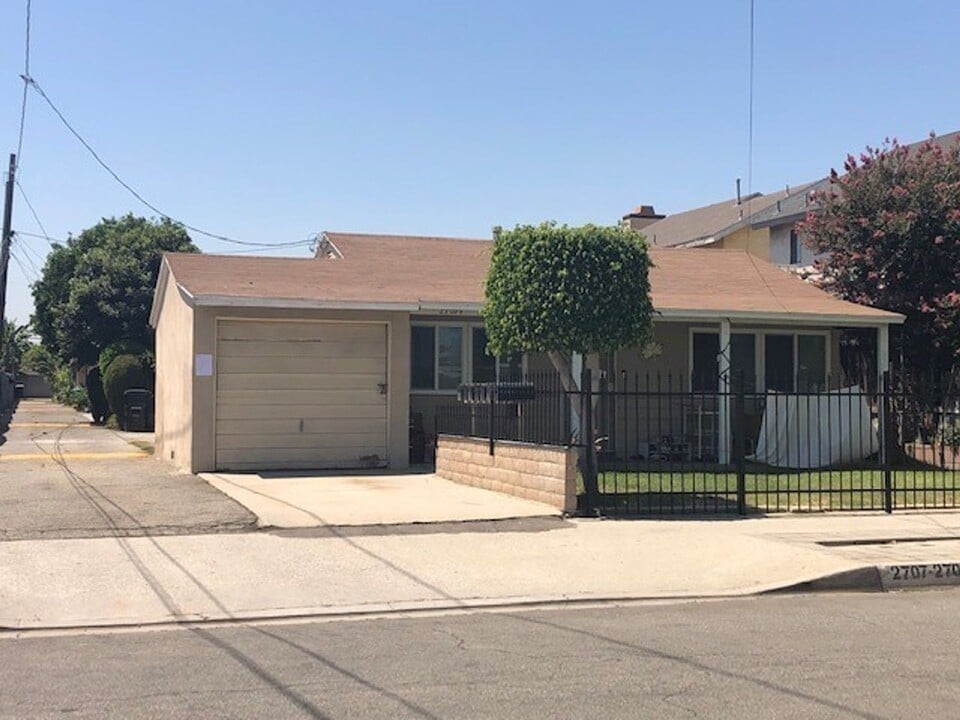 Muscatel Bungalow Homes in Rosemead, CA - Building Photo
