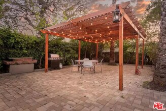 509 Edinburgh Ave in Los Angeles, CA - Building Photo - Building Photo