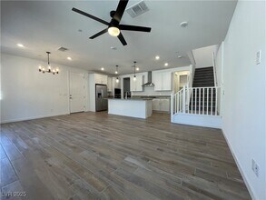 11487 Contour Ave in Las Vegas, NV - Building Photo - Building Photo
