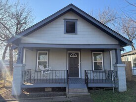 2618 E Admiral Ct in Tulsa, OK - Building Photo