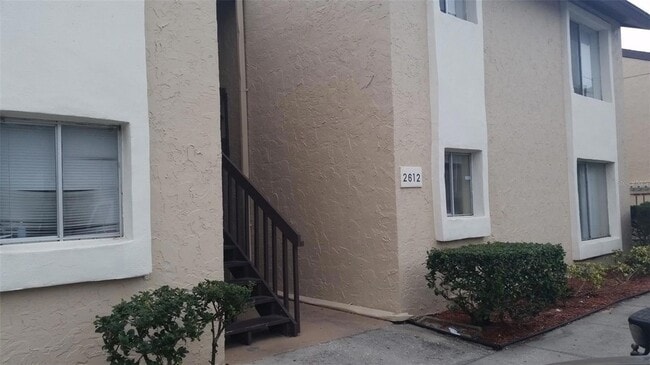 2612 Hidden Lake Dr N, Unit B in Sarasota, FL - Building Photo - Building Photo