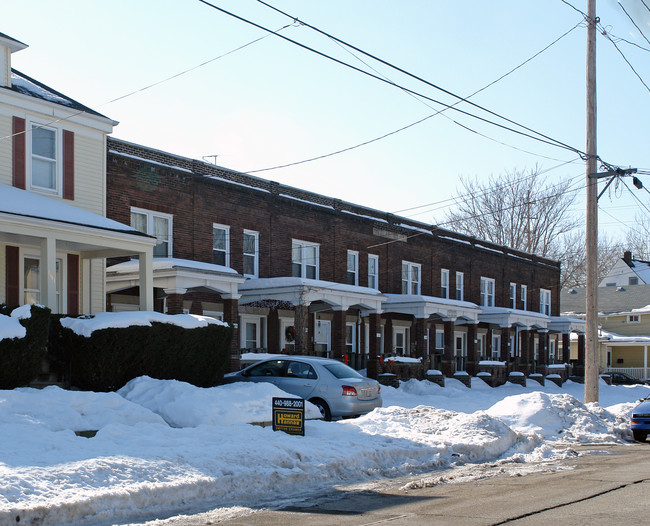 1143 W 5th St in Lorain, OH - Building Photo - Building Photo