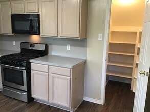 4706 Buescher Ct in Pearland, TX - Building Photo - Building Photo