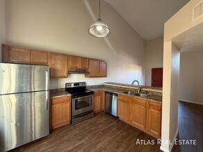 4828 W Orangewood Ave in Glendale, AZ - Building Photo - Building Photo