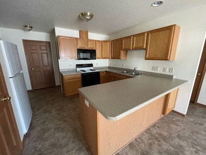 4113 Echo Valley Dr in Eau Claire, WI - Building Photo - Building Photo