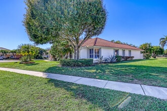 15591 Milan Ct in Wellington, FL - Building Photo - Building Photo