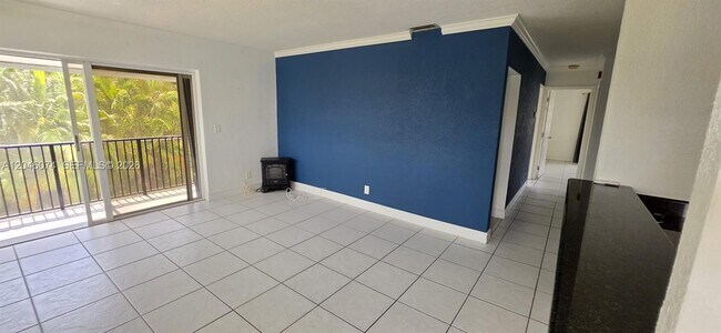 property at 1431 S 14th Ave