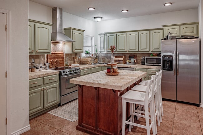 121 La Paloma Dr in Del Rio, TX - Building Photo - Building Photo