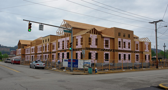 Jefferson Place in Charleston, WV - Building Photo - Building Photo