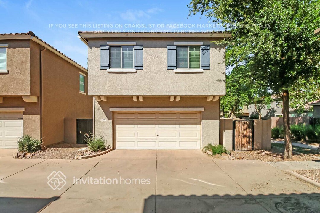 3878 E Santa Fe Ln in Gilbert, AZ - Building Photo