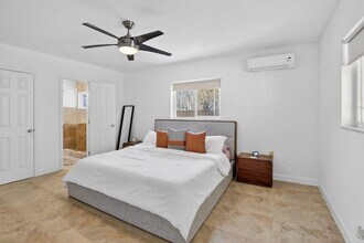 7000 Plantation Rd in Plantation, FL - Building Photo - Building Photo