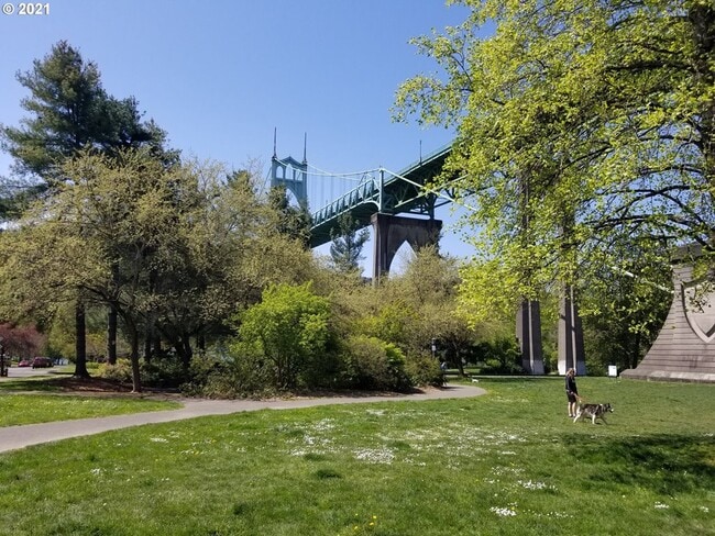 8816 N Edison St in Portland, OR - Building Photo - Building Photo