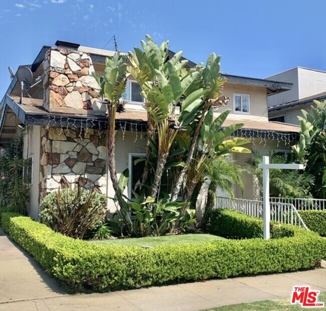 property at 620 Myrtle Ave