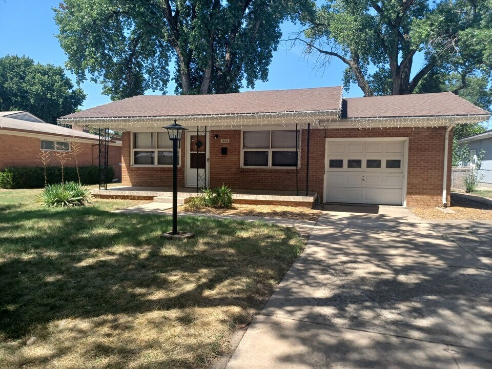 1839 N Sheridan St in Wichita, KS - Building Photo