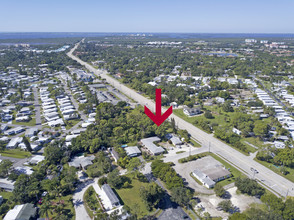 Island Gateway Properties in Ft. Myers, FL - Building Photo - Other