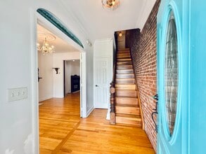 258 Broad St in Bridgeport, CT - Building Photo - Building Photo