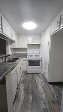 2114 Delaware St in Huntington Beach, CA - Building Photo - Building Photo