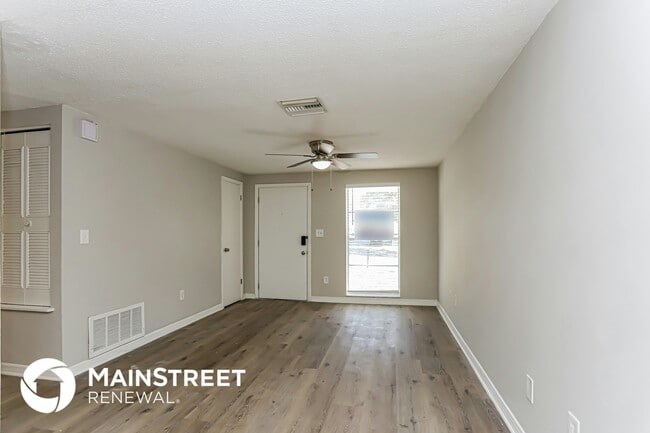 1132 Hollywood Ave, Unit B4-1109 in Clearwater, FL - Building Photo - Building Photo