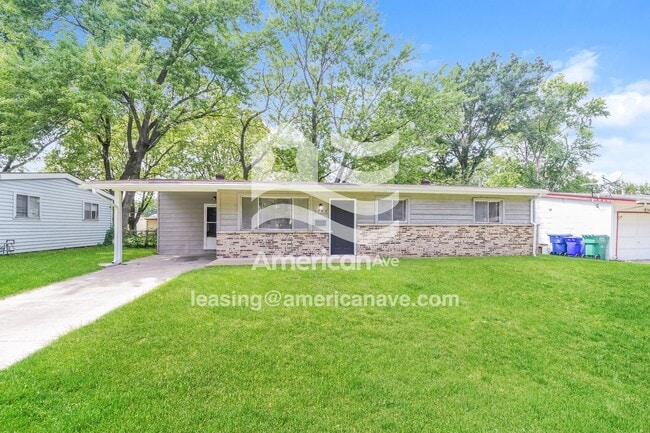 1745 Kay Dr in Florissant, MO - Foto de edificio - Building Photo